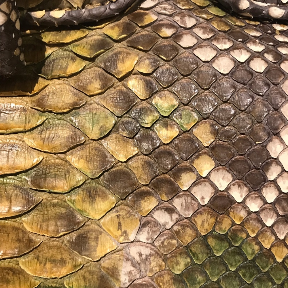 Genuine Python Leather Bag - Picture 4 of 12